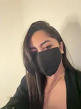 Hot-Sarah-arab live sex cam