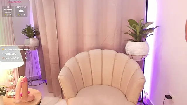 Mia_mystic_'s cam snapshot