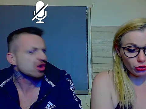 DevilsAngel13 live sex cam