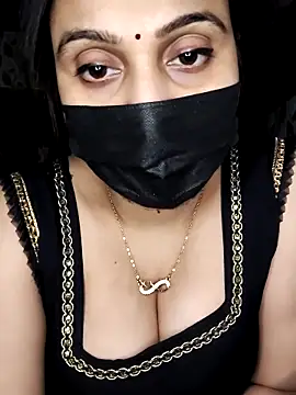 Horny_Shalu live sex cam