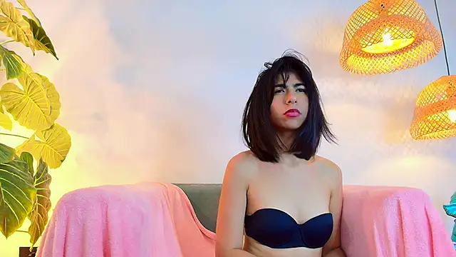 EllieBloom's cam snapshot