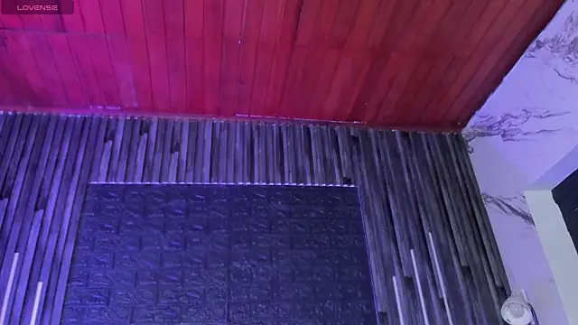 Violet_sl4ve's cam snapshot