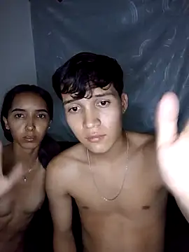 loveof_twolove2's cam snapshot