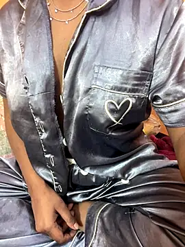 Angoori_Baby's cam snapshot