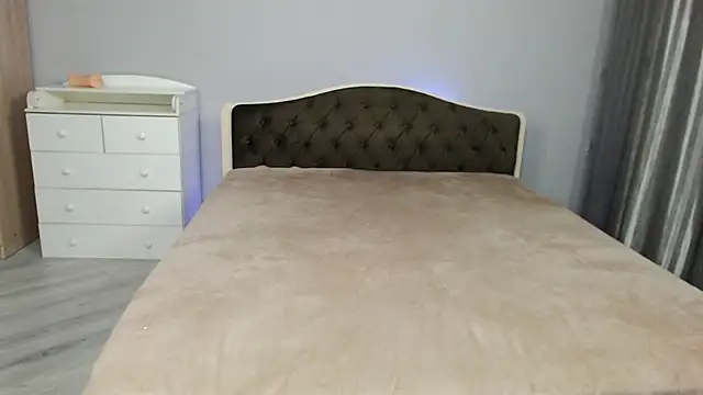 KaiChicken live sex cam