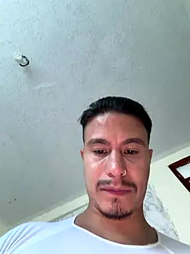 DominickVegas live sex cam