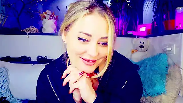 _JuliaSpace_ live sex cam