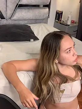 valery_and_Dani_'s cam snapshot