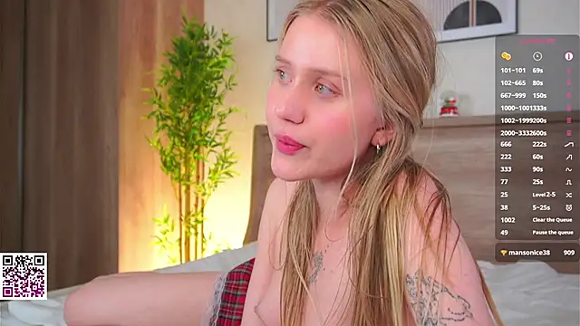 LolySun's cam snapshot