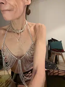 Chris06d22@xh's cam snapshot