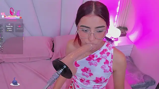 Ary__cherry's cam snapshot