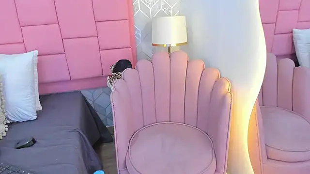 scarlett_vixen7's cam snapshot