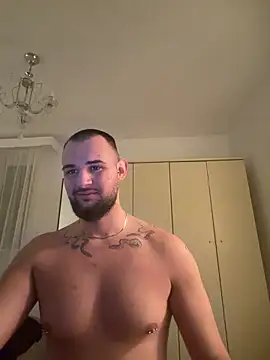 LunaFoxTip's cam snapshot