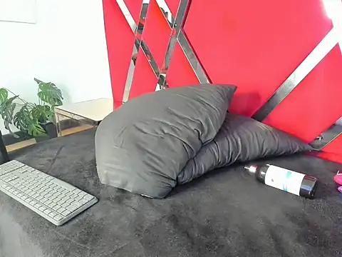 Laly_cherry_ht's cam snapshot