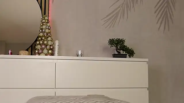 Miss_Denisse's cam snapshot