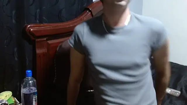 elijah_mikaelson7's cam snapshot