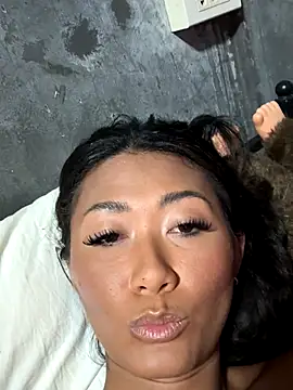 thai-dreamgirl's cam snapshot