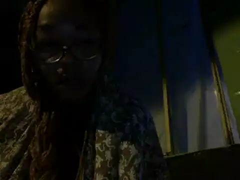 Ladyzee25's cam snapshot