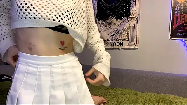 FairyLuna's cam snapshot