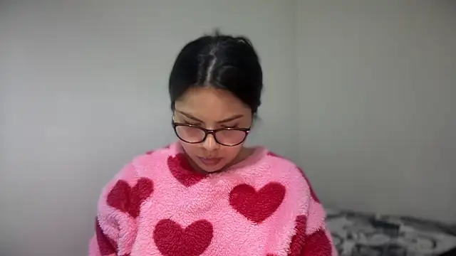 naughty__alexia's cam snapshot