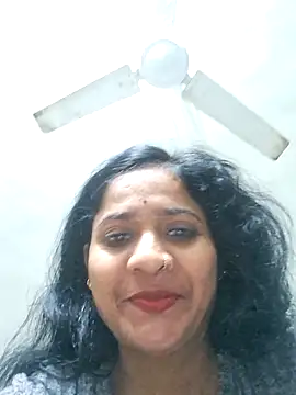 Pooja_pandey's cam snapshot