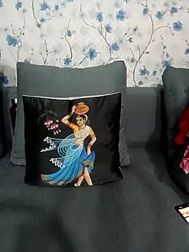 Slutty_queen18's cam snapshot