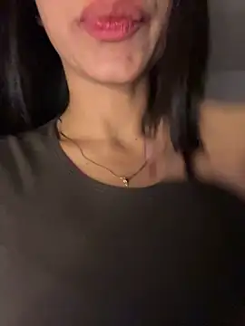 Sofizuly live sex cam