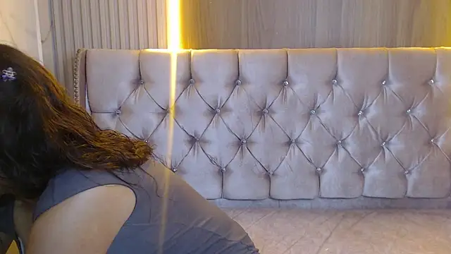 Evangeline_b's cam snapshot