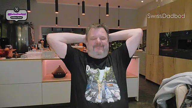 SwissDadbod live sex cam