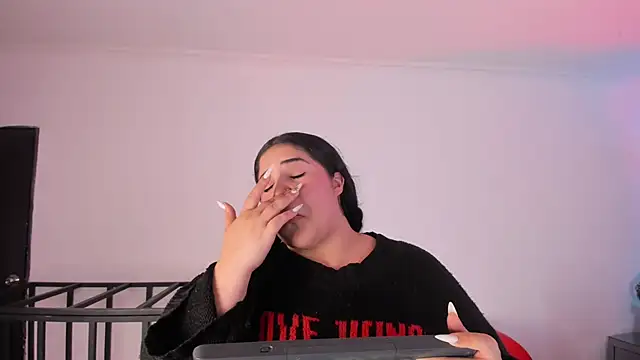 AmberiniHoffman's cam snapshot