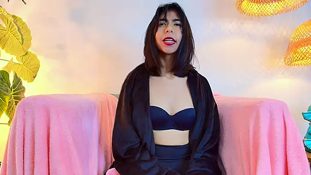 EllieBloom's cam snapshot