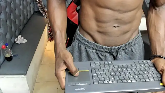 Terrance_z live sex cam