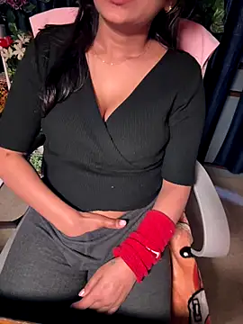 Lucky_Flora's cam snapshot