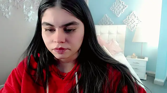 _Maddison_Ivanova_'s cam snapshot