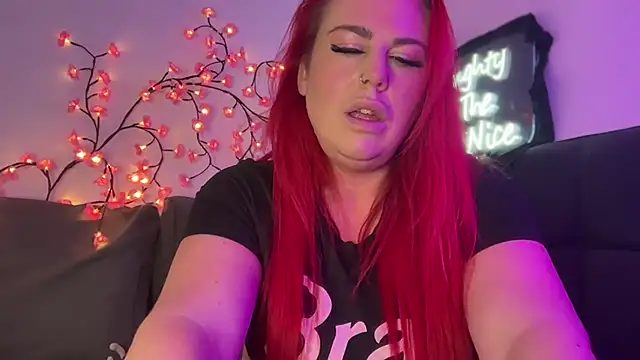 redxxxvixen's cam snapshot