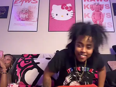 sevynsexysinss's cam snapshot