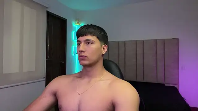 CHRIS_MORGAN1's cam snapshot