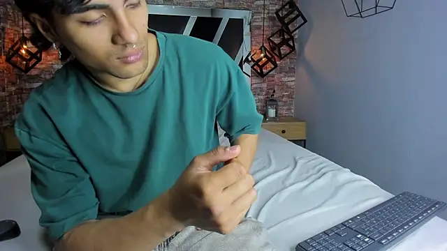 MattFiore's cam snapshot