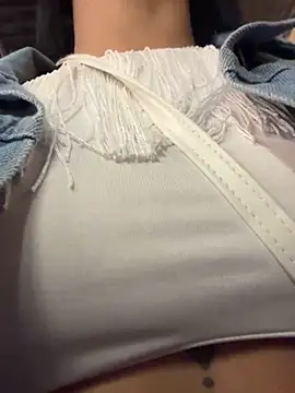 AlannaEvons live sex cam