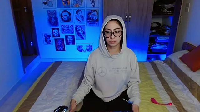 rachel_rosse11's cam snapshot