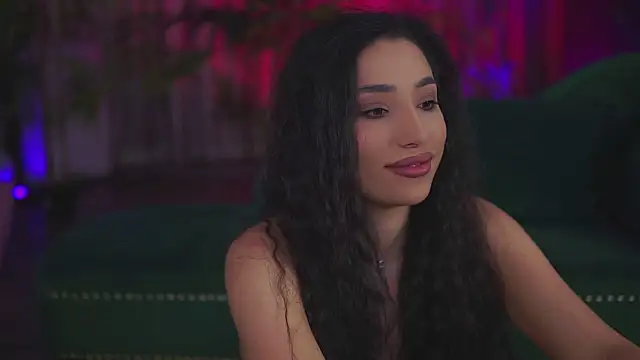 GinaValentinna's cam snapshot