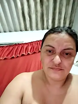 Horny-Mommy-Dirty live sex cam