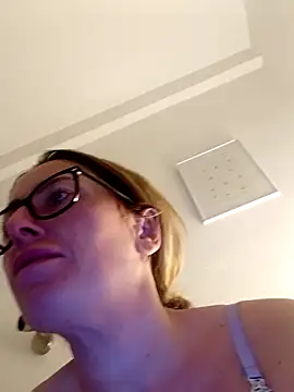 Molliexo's cam snapshot