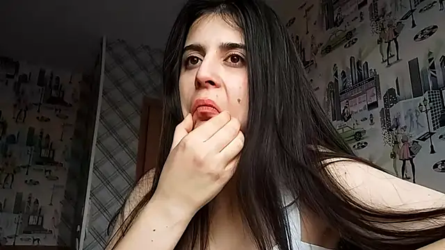 WaltraudPattie's cam snapshot