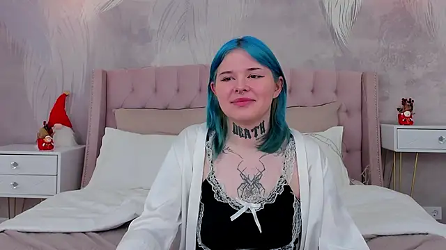 EmmaMalone's cam snapshot