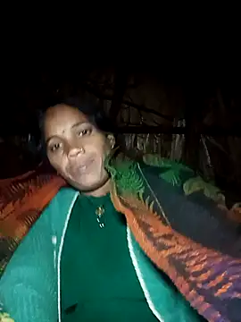 Cutsedi3's cam snapshot