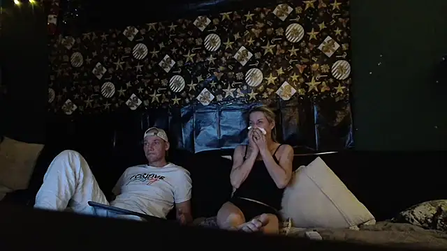 38koppel1985's cam snapshot