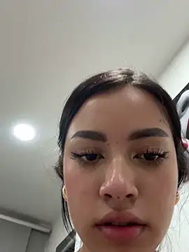 Dakota_Browns's cam snapshot