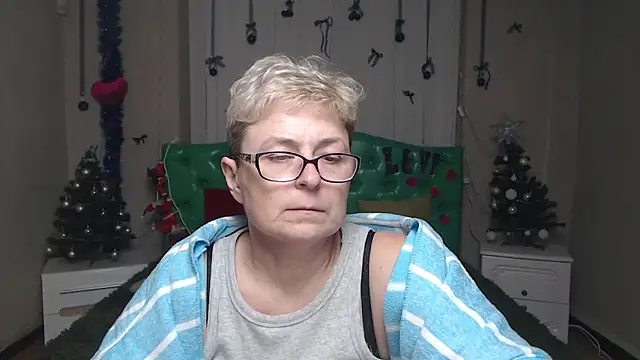 EmiliaGree's cam snapshot