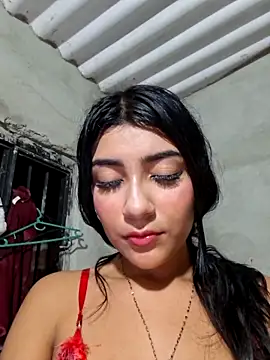 Sweed-virgin-pussy live sex cam